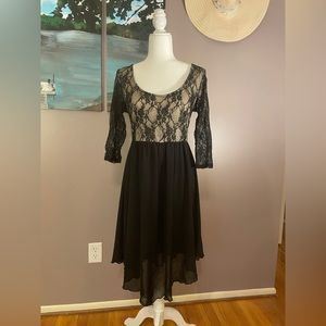 Hot Topic Lace A-Line Dess